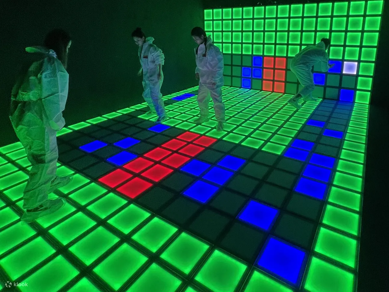 高科技虚拟视频游戏-Jumping Grid
